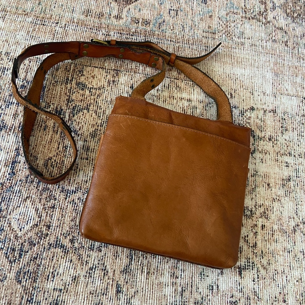 πSOLD Patricia Nash Rosa Brown Leather Studded Crossbody Bag - Picture 7 of 9